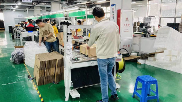 Shenzhen ShengShi TianHe Electronic Technology Co., Ltd. linea di produzione del fabbricante