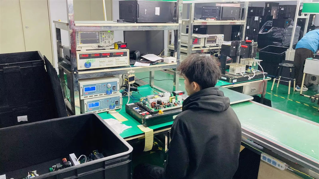 Shenzhen ShengShi TianHe Electronic Technology Co., Ltd. manufacturer production line